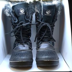 Tamarack black women’s winter snow boots size 8
